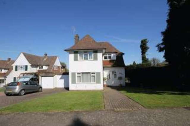  Image of 3 bedroom Detached house for sale in Oakwood Close Burgess Hill RH15 at 9 Oakwood Close  Burgess Hill, RH15 0HY
