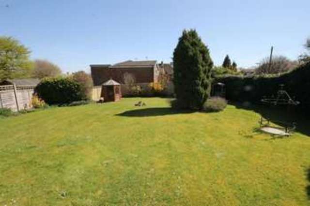  Image of 3 bedroom Detached house for sale in Oakwood Close Burgess Hill RH15 at 9 Oakwood Close  Burgess Hill, RH15 0HY