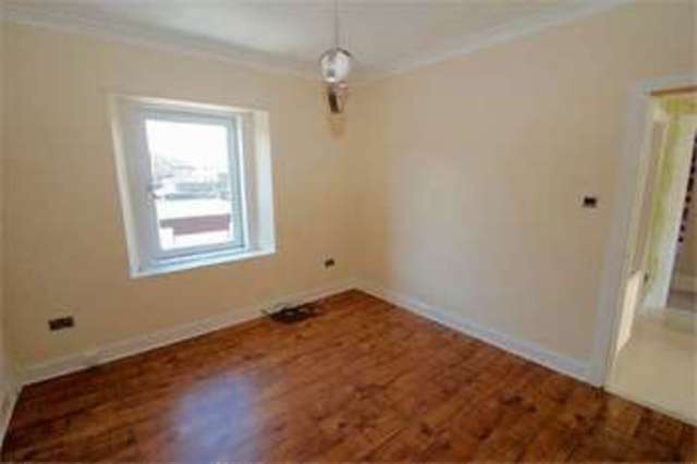  Image of 2 bedroom Flat for sale in Ochil Street Tillicoultry FK13 at Ochil Street  Tillicoultry, FK13 6EJ