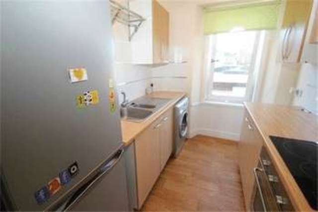  Image of 2 bedroom Flat for sale in Ochil Street Tillicoultry FK13 at Ochil Street  Tillicoultry, FK13 6EJ