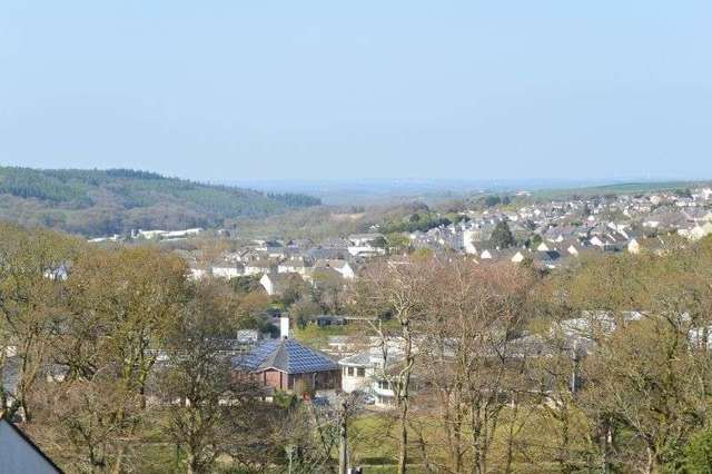  Image of 2 bedroom Property for sale in Station Road Okehampton EX20 at Okehampton, EX20 1EH