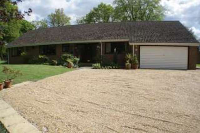  Image of 4 bedroom Detached house for sale in Old Bath Road Sonning Reading RG4 at Old Bath Road Sonning Reading, RG4 6SY