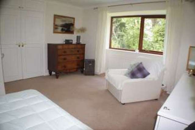  Image of 4 bedroom Detached house for sale in Old Bath Road Sonning Reading RG4 at Old Bath Road Sonning Reading, RG4 6SY