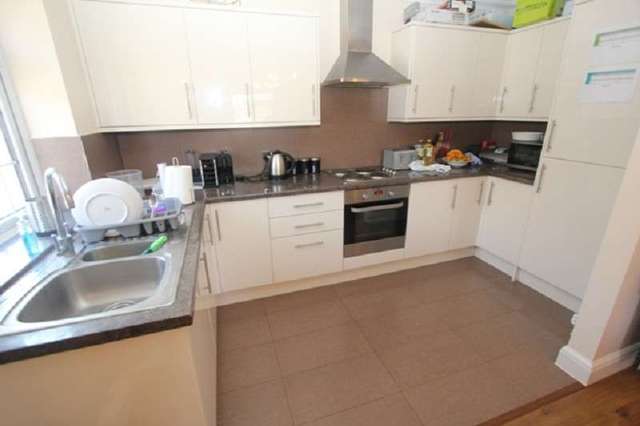  Image of 2 bedroom Property for sale in Old Rectory Gardens Edgware HA8 at Old Rectory Gardens  Edgware, HA8 7LS
