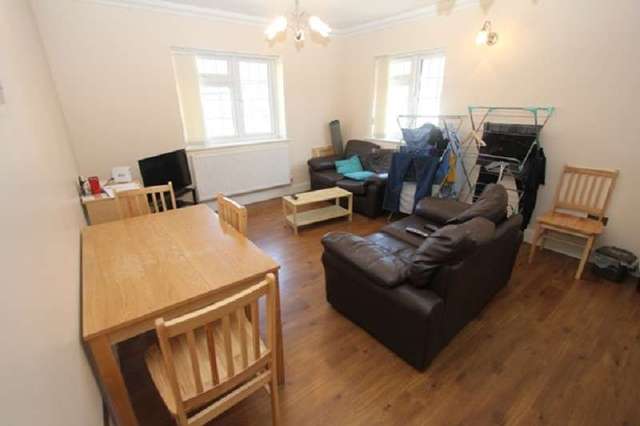  Image of 2 bedroom Property for sale in Old Rectory Gardens Edgware HA8 at Old Rectory Gardens  Edgware, HA8 7LS