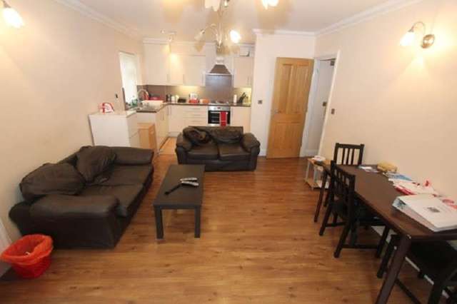  Image of 2 bedroom Property for sale in Old Rectory Gardens Edgware HA8 at Old Rectory Gardens  Edgware, HA8 7LS