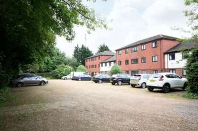  Image of 2 bedroom Flat to rent in Tate Mews Tate Road Southampton SO15 at Tate Road  Southampton, SO15 0NX
