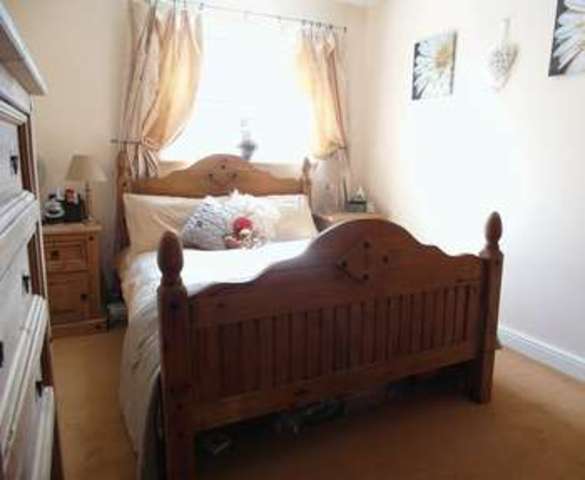  Image of 3 bedroom Terraced house to rent in Old Toll Gate St. Georges Telford TF2 at Old Toll Gate St. Georges Telford, TF2 9FH