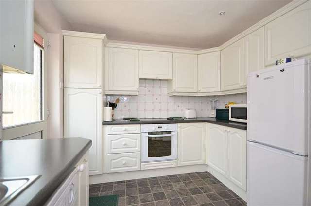  Image of 2 bedroom Bungalow for sale in Oldaker Road Newick Lewes BN8 at Newick Lewes Lewes, BN8 4LN