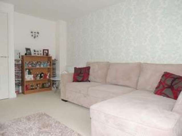  Image of 3 bedroom Semi-Detached house to rent in Station Court Kingswood Bristol BS15 at Station Court Kingswood Bristol, BS15 4FX