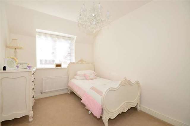  Image of 4 bedroom Detached house for sale in Orchid Drive Emsworth PO10 at Emsworth Hampshire Emsworth, PO10 7GN