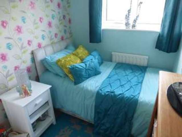  Image of 3 bedroom Terraced house for sale in Gorleston Road Oulton Lowestoft NR32 at Gorleston Road Oulton Broad Lowestoft, NR32 3AB
