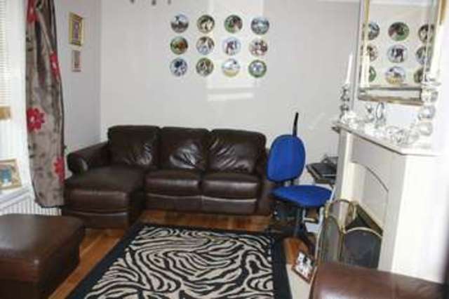 Image of 3 bedroom Terraced house for sale in Oving Terrace Oving Road Chichester PO19 at 4 Oving Terrace Oving Road Chichester, PO19 7ES