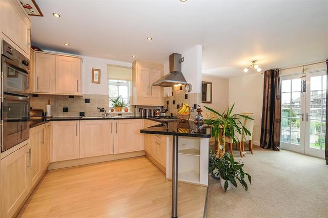  Image of 2 bedroom Apartment for sale in Oxford Road Guiseley Leeds LS20 at Guiseley Leeds Guiseley, LS20 9AA