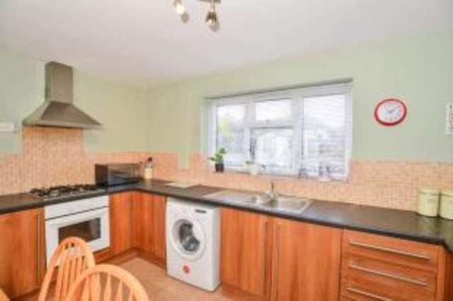  Image of 2 bedroom Semi-Detached house for sale in Oxton Close Mansfield NG19 at Mansfield Nottinghamshire Mansfield Woodhouse, NG19 6SX