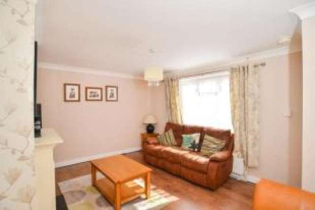  Image of 2 bedroom Semi-Detached house for sale in Oxton Close Mansfield NG19 at Mansfield Nottinghamshire Mansfield Woodhouse, NG19 6SX