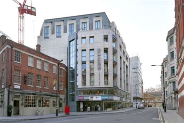  Image of 3 bedroom Property to rent in Palace Place London SW1E at London, SW1E 5BJ