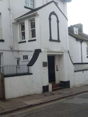  Image of 1 bedroom Flat to rent in Park Hill Road Torquay TQ1 at Park Hill Road  Torquay, TQ1 2AR