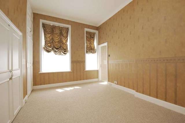  Image of 3 bedroom Flat to rent in Park Mansions Knightsbridge London SW1X at Park Mansions  141 Knightsbridge, SW1X 7QT