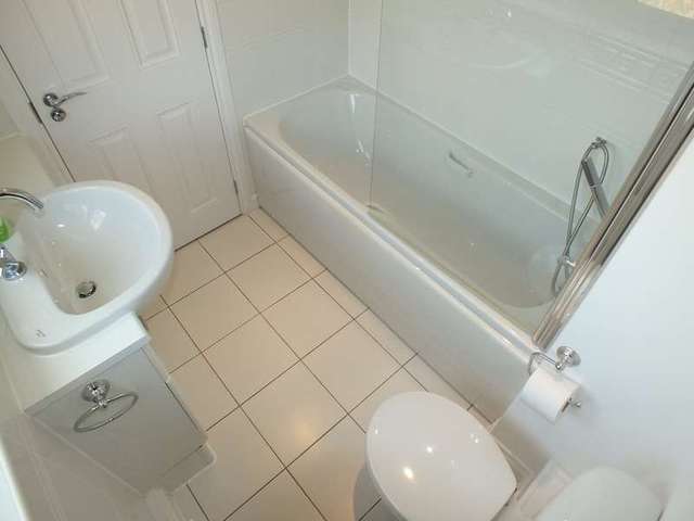  Image of 1 bedroom Detached house to rent in Pascal Crescent Shinfield Reading RG2 at Shinfield Reading Berkshire, RG2 9FP