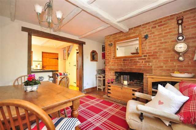  Image of 3 bedroom Semi-Detached house for sale in Pattenden Lane Marden Tonbridge TN12 at Marden Kent Marden, TN12 9QL
