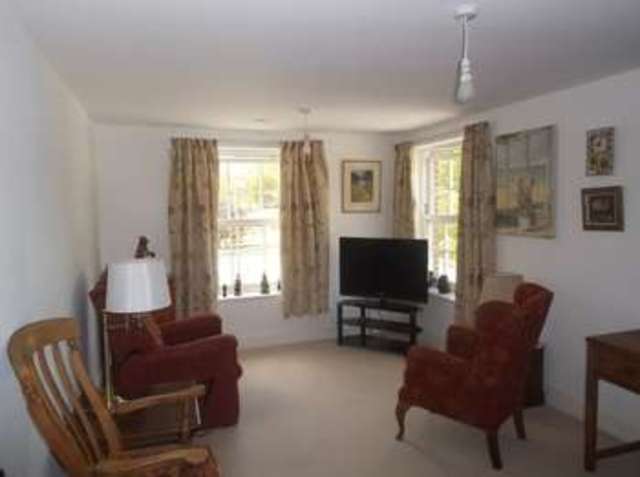  Image of 1 bedroom Flat for sale in College Way Welwyn Garden City AL8 at College Way  Welwyn Garden City, AL8 6DG