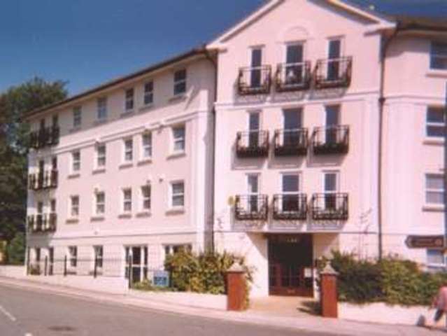  Image of 1 bedroom Retirement Property for sale in Torquay Road Paignton TQ3 at Torquay Road  Paignton, TQ3 2TZ