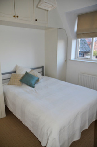  Image of 1 bedroom Apartment to rent in Pelham Crescent Nottingham NG7 at Pelham Crescent, The Park The Park Nottingham, NG7 1AS