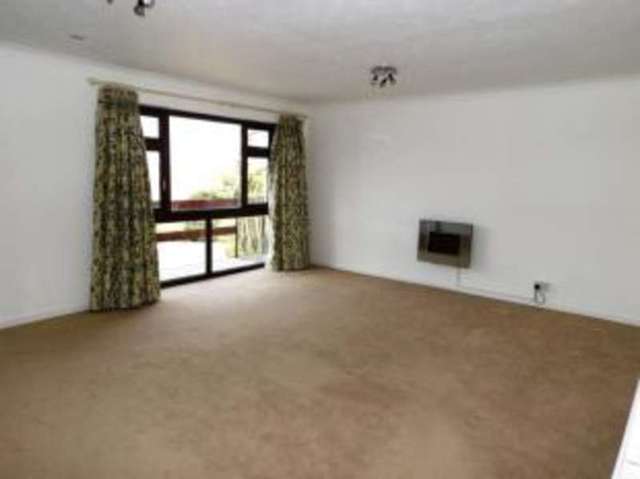  Image of 3 bedroom Bungalow for sale in Penlands Vale Steyning BN44 at Steyning West Sussex Steyning, BN44 3PL