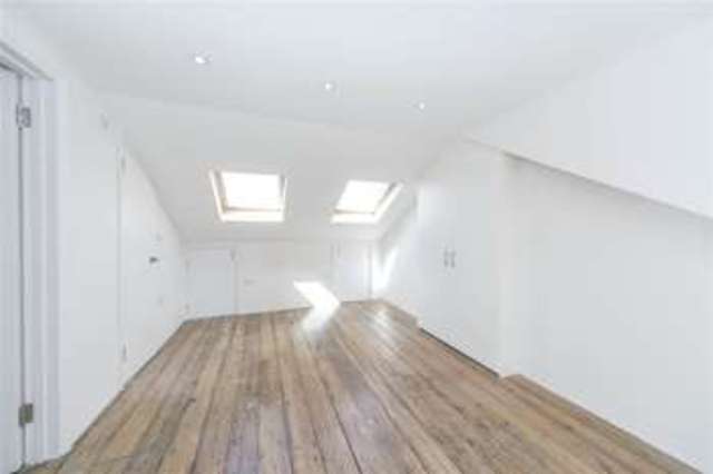  Image of 2 bedroom Maisonette to rent in Penshurst Road London E9 at South Hackney London Victoria Park, E9 7DT