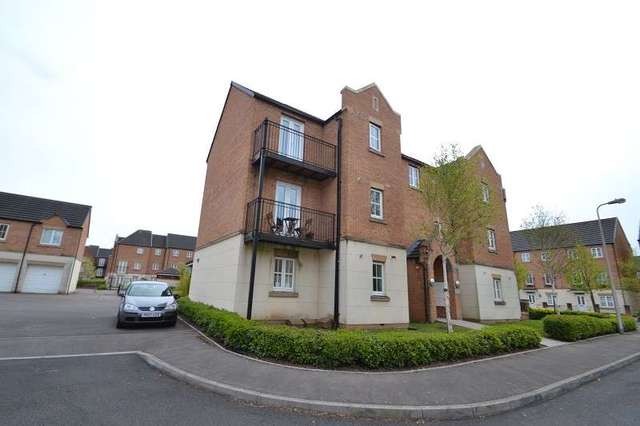  Image of 2 bedroom Apartment for sale in Phoenix Way Heath Cardiff CF14 at Phoenix Way  Heath, CF14 4PQ
