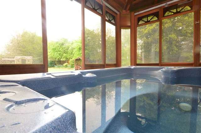  Image of 4 bedroom Detached house for sale in Pigbush Lane Loxwood Billingshurst RH14 at Loxwood West Sussex Loxwood, RH14 0QY