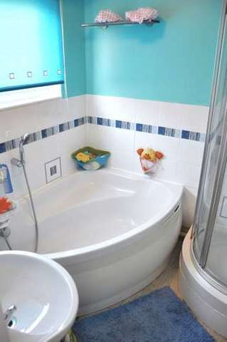  Image of 3 bedroom Detached house for sale in Pilgrims Way Andover SP10 at Pilgrims Way  Andover, SP10 5HU