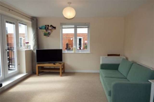  Image of 2 bedroom Flat to rent in The Laurels Fazeley Tamworth B78 at Tamworth, B78 3EJ