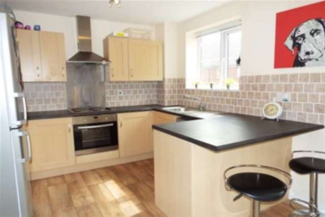  Image of 2 bedroom Flat to rent in The Laurels Fazeley Tamworth B78 at Tamworth, B78 3EJ
