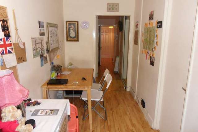  Image of 6 bedroom Flat to rent in Britannia Street London WC1X at London, WC1X 9JH