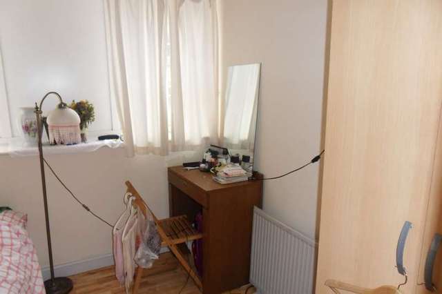  Image of 6 bedroom Flat to rent in Britannia Street London WC1X at London, WC1X 9JH