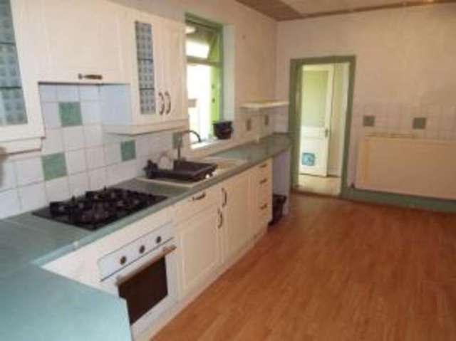  Image of 2 bedroom Flat for sale in Hannington Road Boscombe Bournemouth BH7 at Pokesdown Bournemouth Pokesdown, BH7 6JT