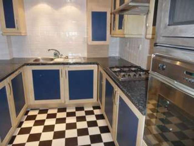  Image of 1 bedroom Property to rent in Poplar High Street London E14 at London, E14 0BG