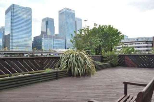  Image of 1 bedroom Property to rent in Poplar High Street London E14 at London, E14 0BG