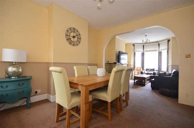  Image of 2 bedroom Terraced house for sale in Poplar Mount Belvedere DA17 at Belvedere Kent Belvedere, DA17 6DL