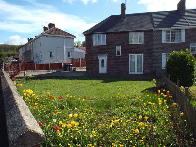  Image of 3 bedroom Semi-Detached house for sale in Poplar Road Skellow Doncaster DN6 at Skellow Doncaster Carcroft, DN6 8BN