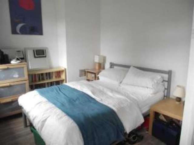  Image of 3 bedroom Semi-Detached house for sale in Portefields Road Worcester WR4 at Worcester Worcestershire Warndon, WR4 9RF