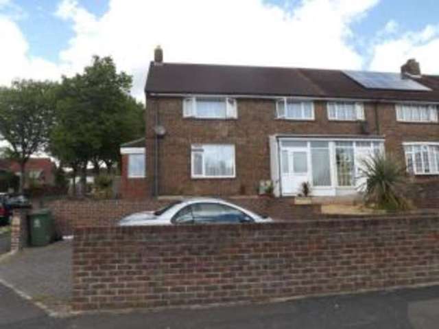  Image of 3 bedroom End of Terrace for sale in Abbeydore Road Cosham Portsmouth PO6 at Portsmouth Hampshire Wymering, PO6 4AH