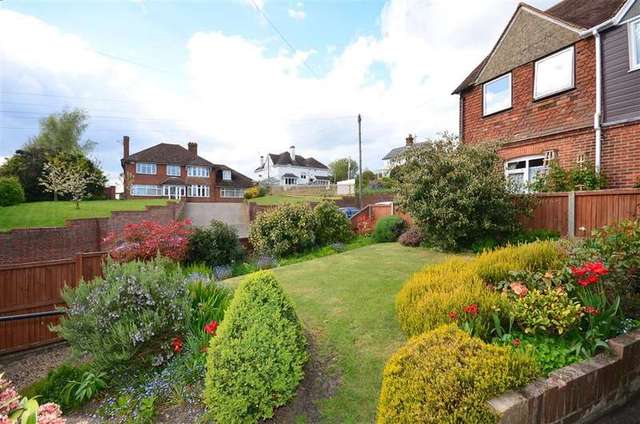  Image of 2 bedroom Bungalow for sale in Preston Hill Wingham Canterbury CT3 at Wingham Canterbury Canterbury, CT3 1DD