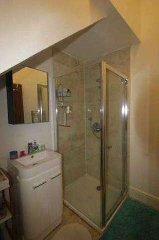  Image of 2 bedroom Flat to rent in Primrose Gardens London NW3 at Hampstead London Hampstead, NW3 4UL