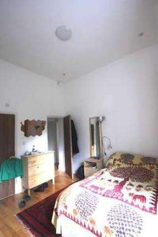  Image of 2 bedroom Flat to rent in Primrose Gardens London NW3 at Hampstead London Hampstead, NW3 4UL