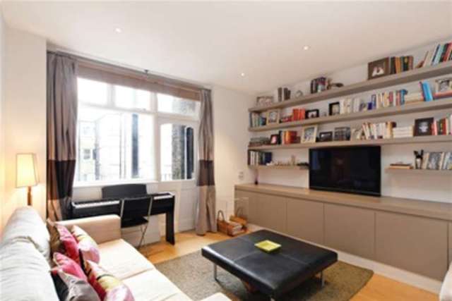  Image of 4 bedroom Flat to rent in Prince of Wales Drive London SW11 at London, SW11 4BH