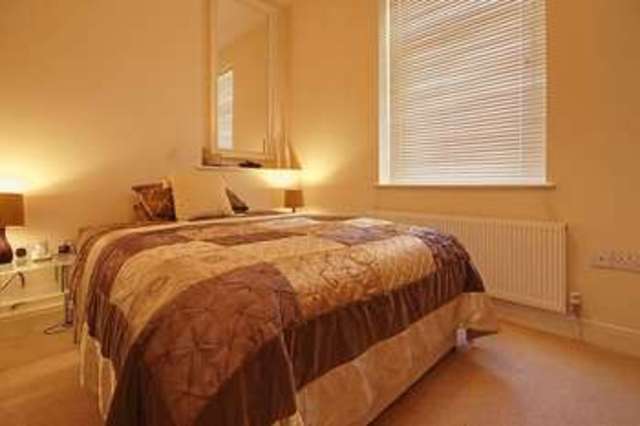  Image of 1 bedroom Flat for sale in Princes Street Cardiff CF24 at Princes Street  Cardiff, CF24 3PS