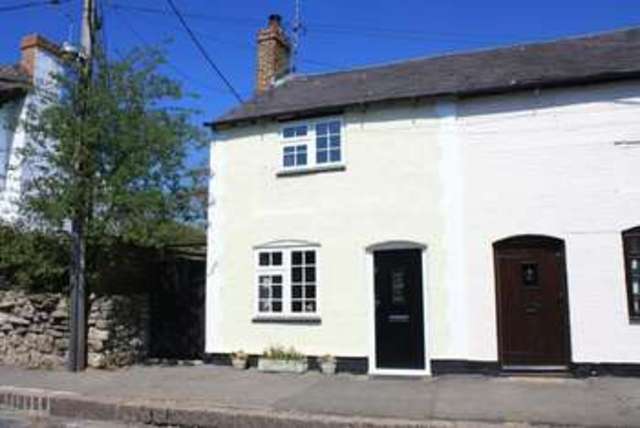  Image of 2 bedroom Semi-Detached house for sale in The Strand Quainton Aylesbury HP22 at The Strand Quainton Quainton, HP22 4AS